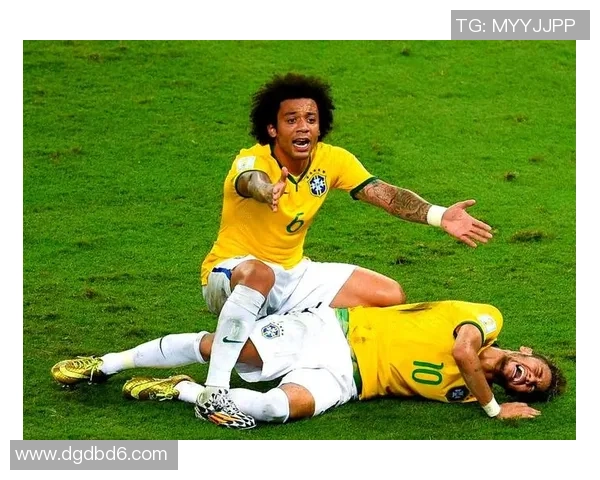 足球明星22号队服背后的故事与传奇瞬间揭秘